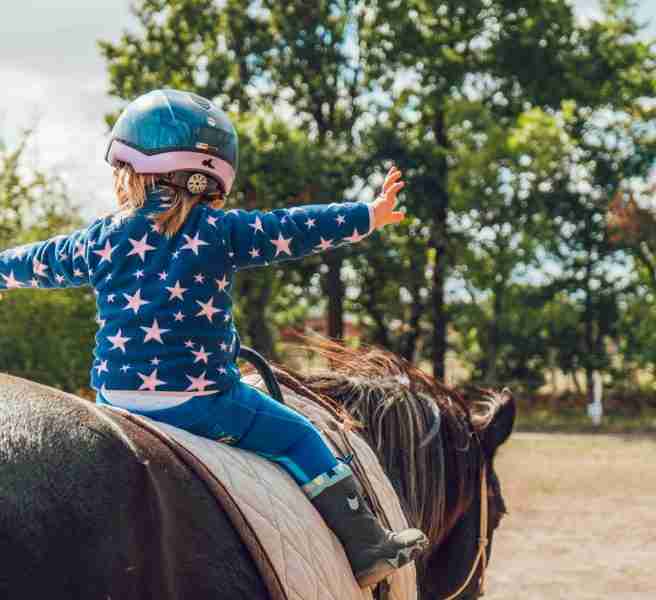 horse-riding lessons for children