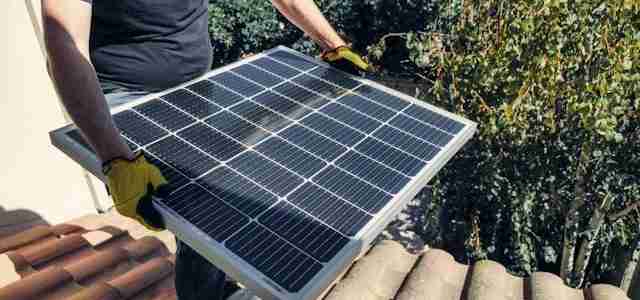 what size solar battery