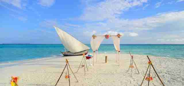 beach wedding thailand